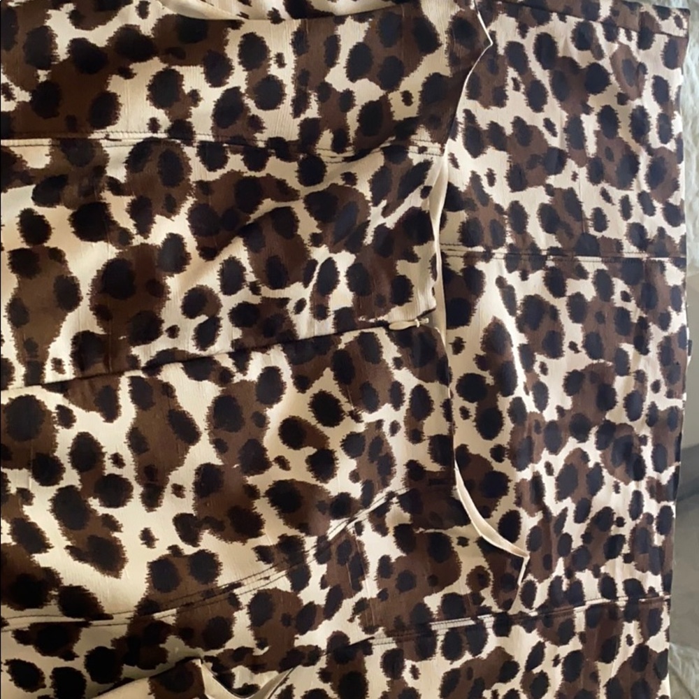 Ann tylor sleeveless size 6